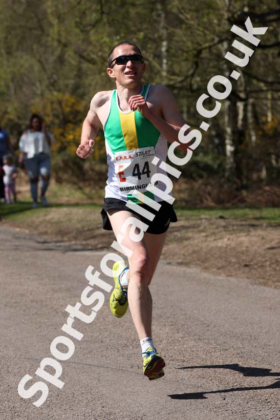 Mens ERRA 12 Stage Road Relay, Sutton Park, Sutton Coldfield, Birmingham. Photo: David T. Hewitson/Sports for All Pics